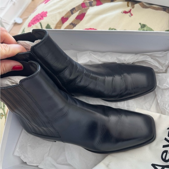 NEW Aeyde Neil Calfskin Leather Boots Black 41 - Picture 5 of 12